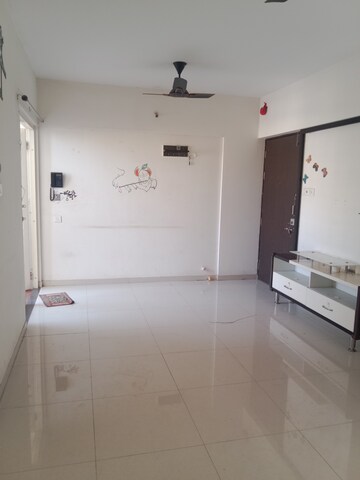 Room in 2 BHK Apartment at Chirag Grande View 7 Phase V Building J, Ambegaon Budruk – for Rent