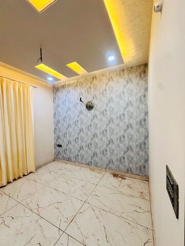 Room in 4 BHK Independent House at Ansal Sushant City, Nari Ka Bas – for Sale