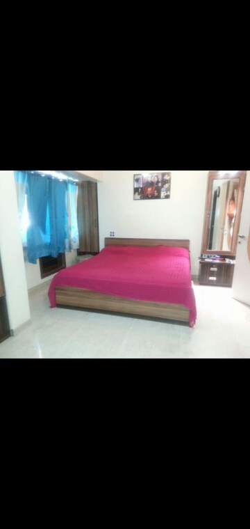 Room in 3 BHK Apartment at Sea Breeze Tower, Nerul – for Rent