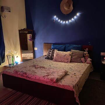 Room in 3 BHK Builder Floor at Sector 22 – for Rent