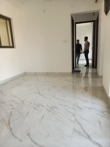 Room in 2 BHK Apartment at Raymond Realty Phase II, Pokhran Road No 2 – for Rent