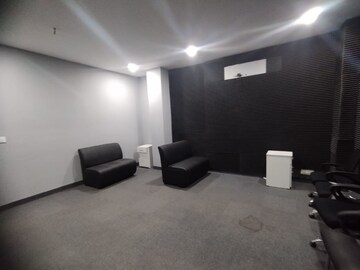 Team Area in  Office Space in IT/SEZ at Sector 74 – for Rent