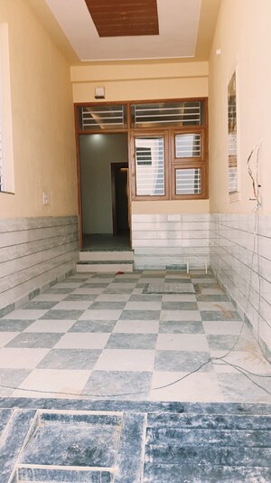 Parking in 4 BHK Villa at Kalwar Road – for Sale