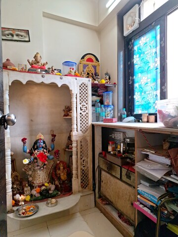 Furnished Amenities in 2 BHK Apartment at Kings Paradise, Chembur – for Sale