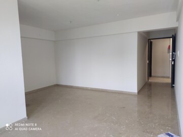 Room in 1 BHK Apartment at Mahindra Vivante, Andheri East – for Rent