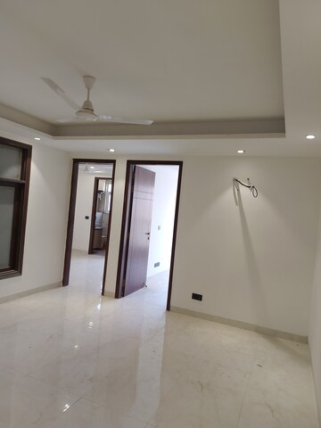 Building Lobby in 3 BHK Builder Floor at Saket – for Sale