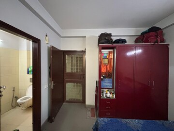 Room in 1 RK Builder Floor at RWA Residential Society, Sector 40 – for Rent
