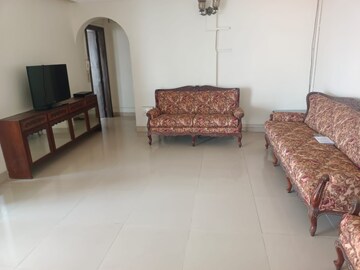 Living Room in 2 BHK Apartment at Silver Cascade, Bandra West – for Rent