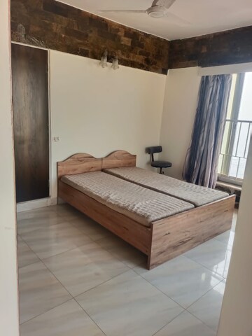 Bedroom in 2 BHK Apartment at Silver Cascade, Bandra West – for Rent