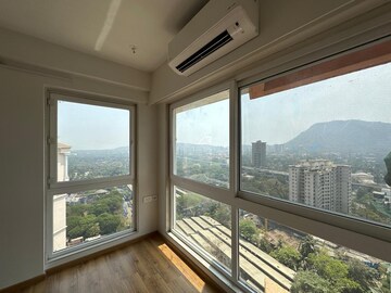 Bedroom in 3 BHK Apartment at Chembur – for Sale