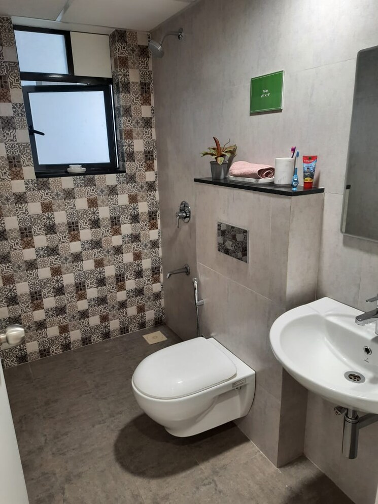 Attached Bathroom, shapoorji-pallonji-vanaha-springs 3 Bedroom 1018 Sq.Ft. Apartment In Bavdhan Pune 8510333