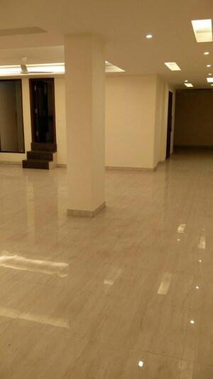 Building Lobby in 4 BHK Builder Floor at Hauz Khas – for Sale