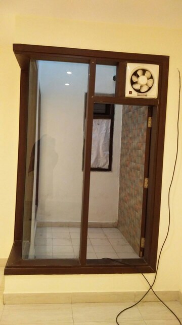  4 BHK Builder Floor at Hauz Khas – for Sale