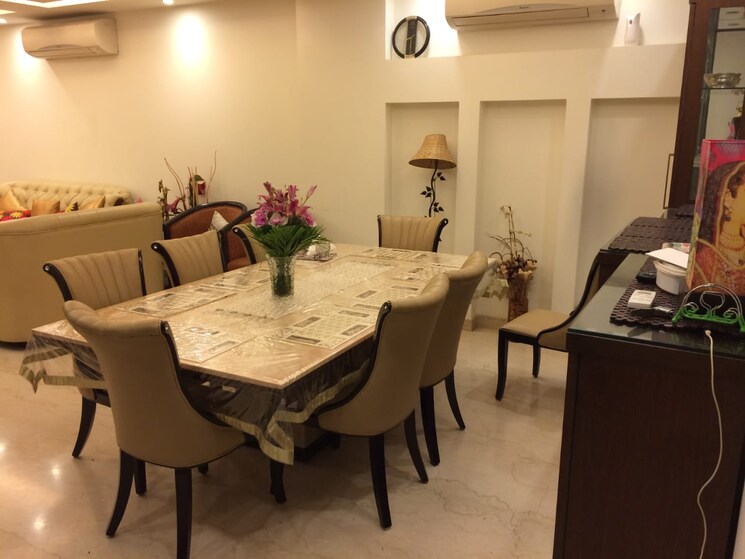 Living Room, hauz khas 4 Bedroom 300 Sq.Yd. Builder Floor In Hauz Khas Delhi 8510355