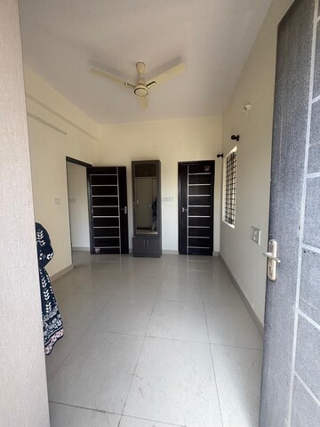 Room in 2 BHK Apartment at Prestige Primrose Hills, Banashankari 6th Stage – for Rent