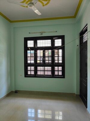 Room in 3 BHK Villa at Gomti Nagar – for Sale