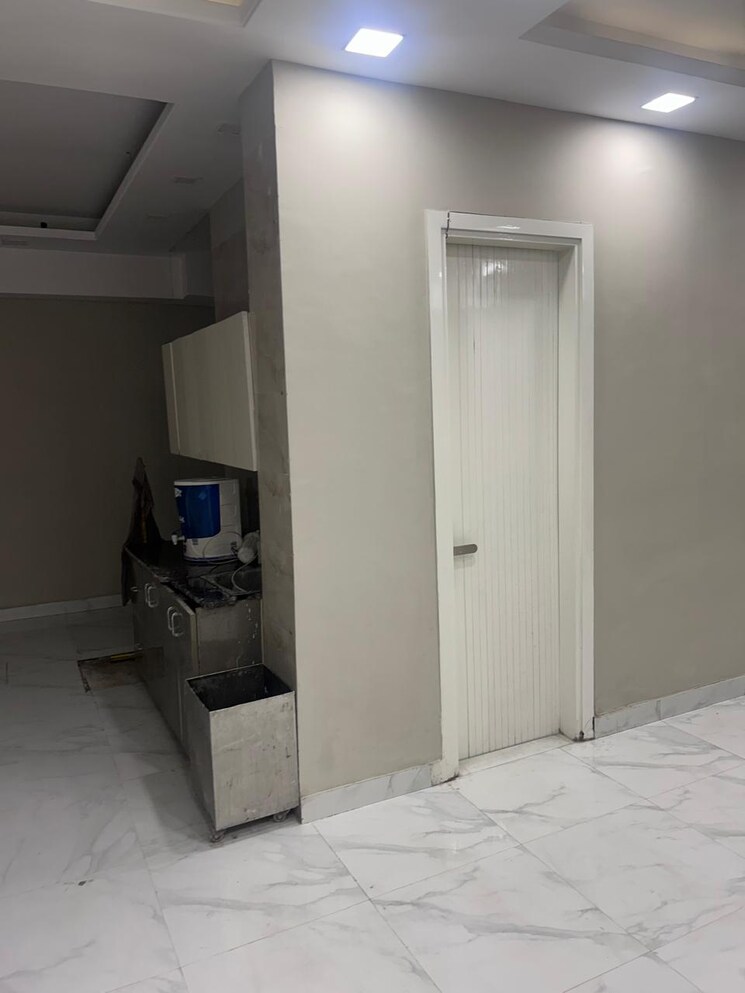 Room, dayanand colony 2 Bedroom 900 Sq.Ft. Builder Floor In Dayanand Colony Delhi 8510490