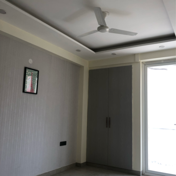 Room in 3.5 BHK Villa at Sector 23 – for Rent