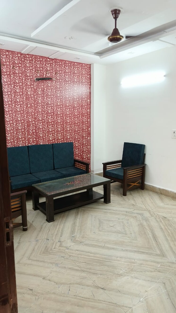 Room, subhash nagar 2 Bedroom 100 Sq.Yd. Builder Floor In Subhash Nagar Delhi 8510523