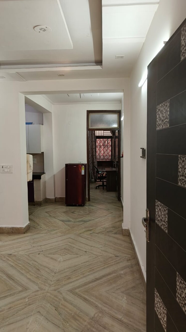 Living Room, subhash nagar 2 Bedroom 100 Sq.Yd. Builder Floor In Subhash Nagar Delhi 8510523