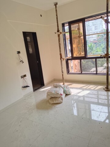Room in 2 BHK Apartment at Chembur – for Sale