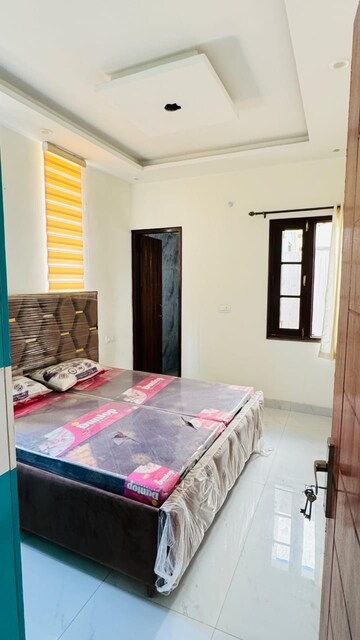 Room in 2 BHK Apartment at Kharar – for Rent