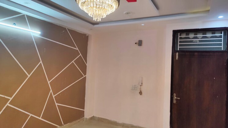Room, dwarka mor 2.5 Bedroom 950 Sq.Ft. Builder Floor In Dwarka Mor Delhi 8510607