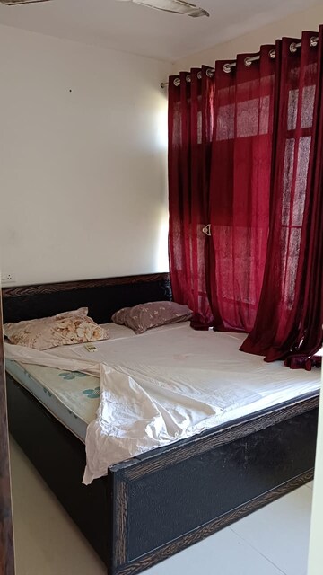Room in 1 BHK Apartment at Signature Global Synera, Sector 81 – for Rent