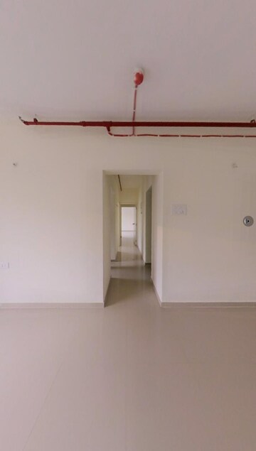 Room in 2 BHK Apartment at Indiabulls Greens, New Panvel – for Sale
