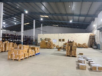  Warehouse For Rent in Makali