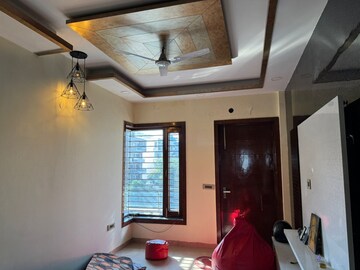 Room in 3 BHK Builder Floor at Sector 81 – for Rent