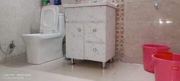 Attached Bathroom in 2 BHK Apartment at Aarcity Regency Park, Sector 16c Greater Noida – for Rent