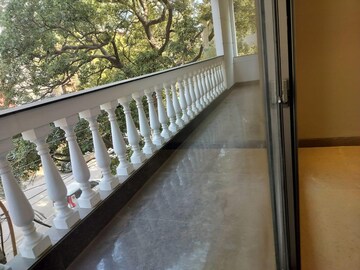 4 BHK Builder Floor – Exterior View View at Sector 16a - for Rent