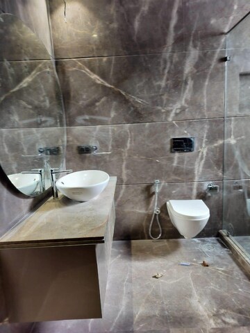 Attached Bathroom in 4 BHK Builder Floor at Sector 16a – for Rent