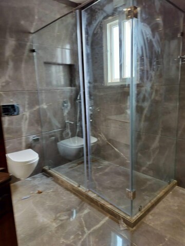 Attached Bathroom in 4 BHK Builder Floor at Sector 16a – for Rent