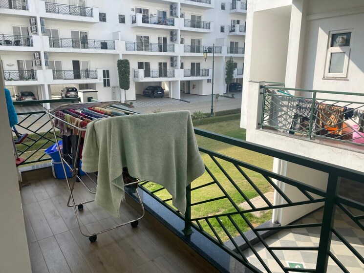 Room, central-park-flower-valley-aqua-front-towers 3 Bedroom 1789 Sq.Ft. Apartment In Sohna Sector 33 Gurgaon 8510731