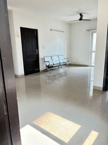 Room in 3 BHK Builder Floor at BPTP Park Elite Floors, Sector 85 – for Sale