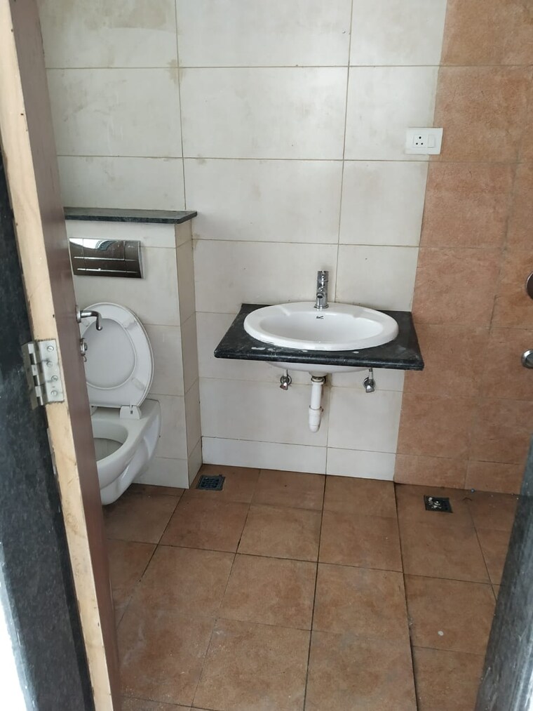 Bathroom, kolte-patil-life-republic-r-10 2 Bedroom 740 Sq.Ft. Apartment In Hinjewadi Pune 8510769