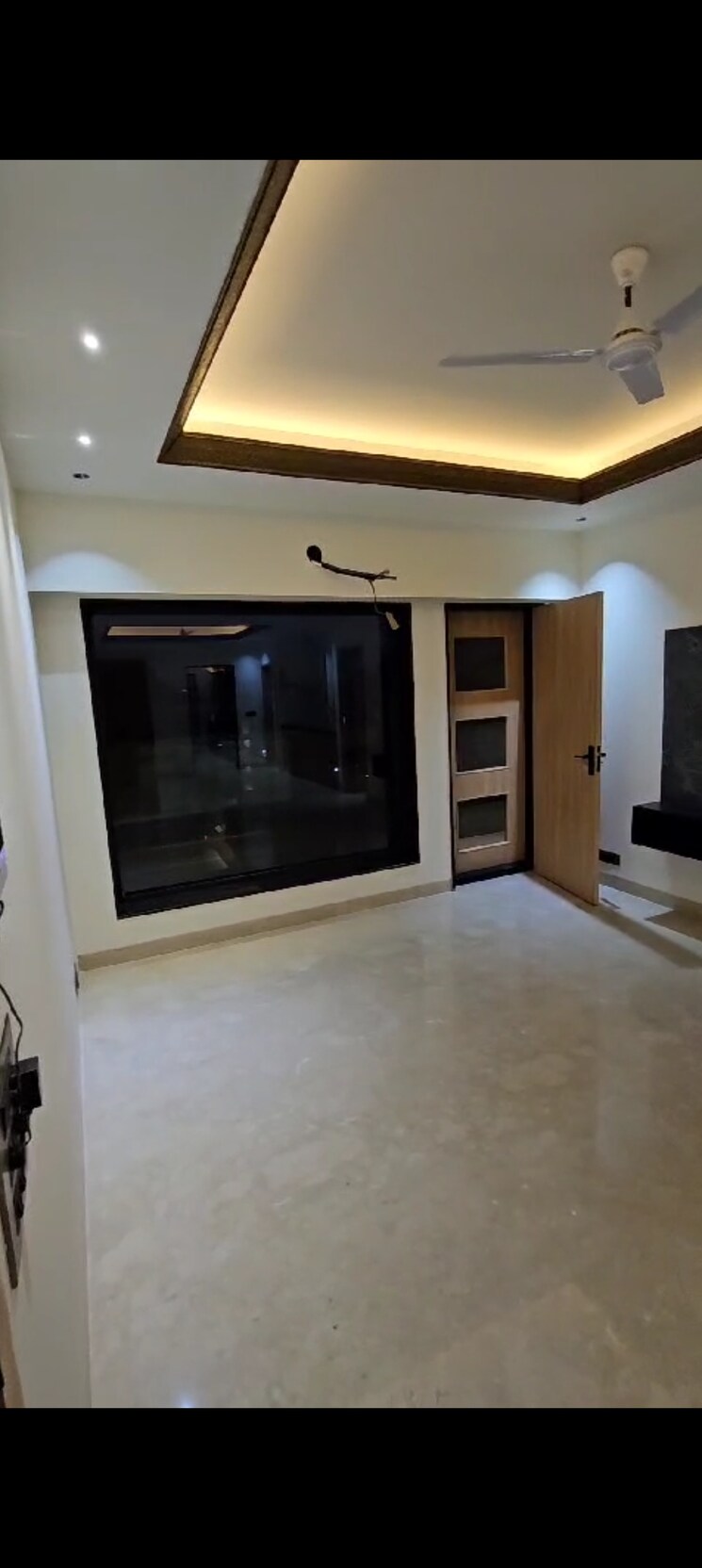 Room, sector 55 5 Bedroom 500 Sq.Yd. Builder Floor In Sector 55 Gurgaon 8510836