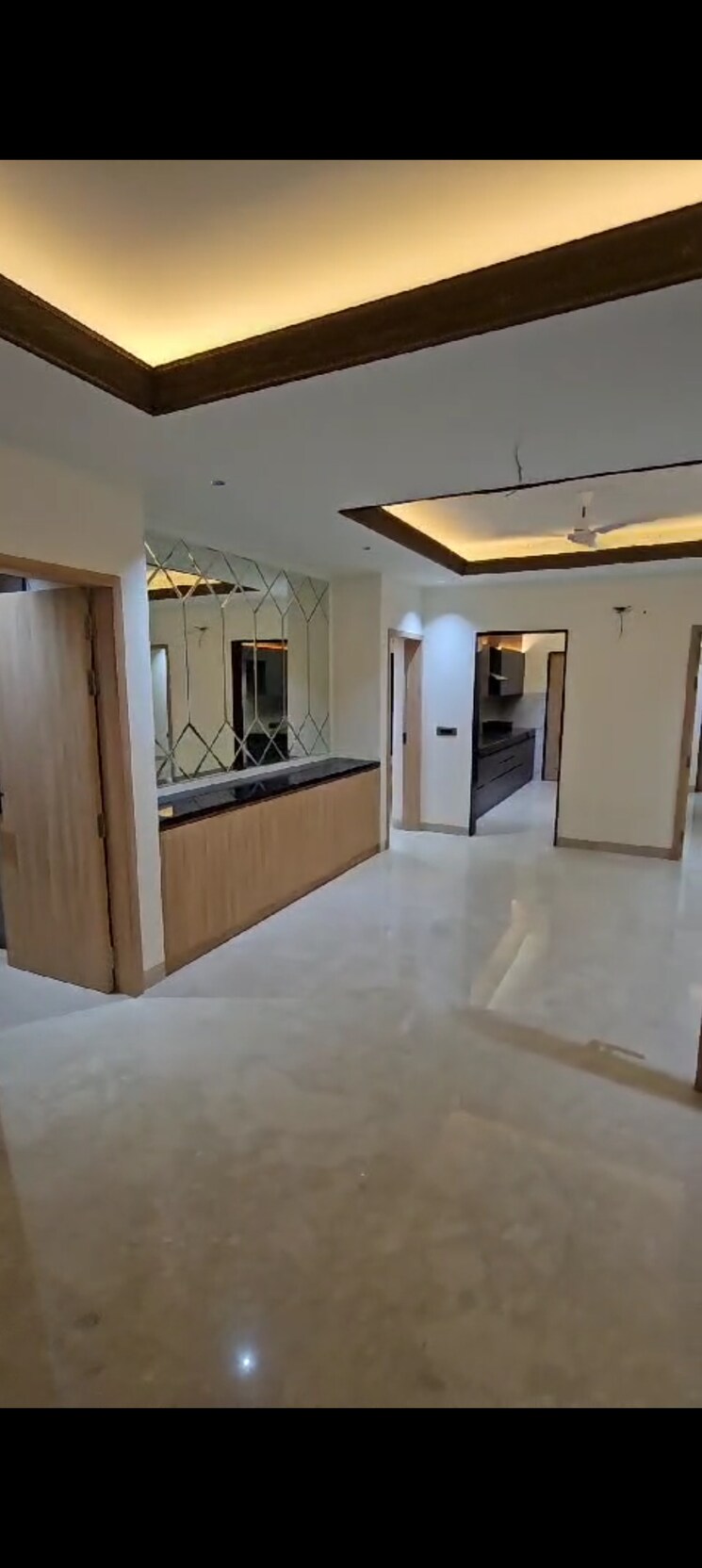 Room, sector 55 5 Bedroom 500 Sq.Yd. Builder Floor In Sector 55 Gurgaon 8510836