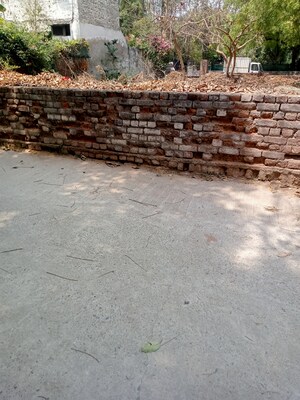  Plot For Sale in Sainik Farm