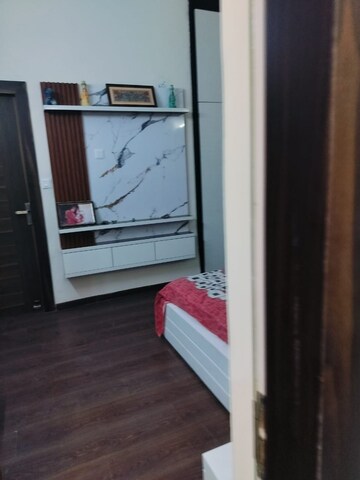  2.5 BHK Builder Floor at S S City Floors, Sector 84 – for Rent