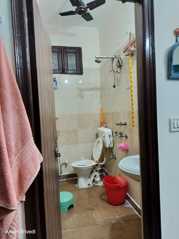Attached Bathroom in 2 BHK Builder Floor at Sector 82 – for Rent