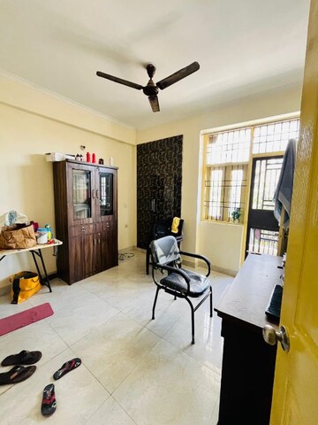 2 BHK Apartment For Rent in SCC Sapphire, Raj Nagar Extension