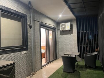 Living Room in 2 BHK Builder Floor at Gupta Awas, Sector 43 – for Rent
