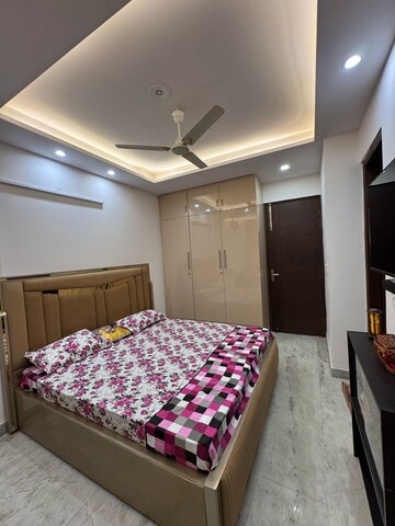 Master Bedroom in 2 BHK Apartment at Navbharat Apartments, Paschim Vihar – for Rent