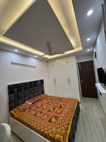 Bedroom in 2 BHK Apartment at Navbharat Apartments, Paschim Vihar – for Rent
