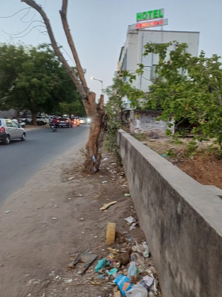 Exterior View, science city  450 Sq.Yd. Plot In Science City Ahmedabad 8510951