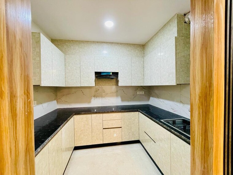 Kitchen, chattarpur 3 Bedroom 1350 Sq.Ft. Builder Floor In Chattarpur Delhi 8510975