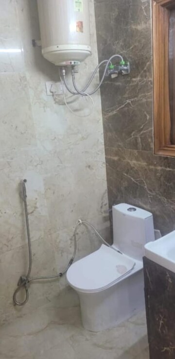Attached Bathroom in 2 BHK Builder Floor at Sector 45 – for Rent